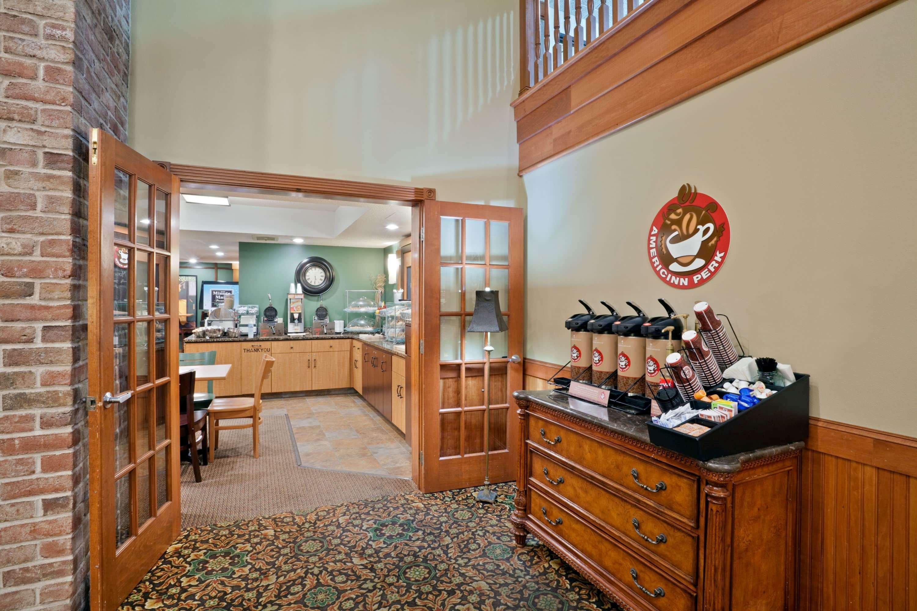 Americinn By Wyndham Chanhassen Bagian luar foto