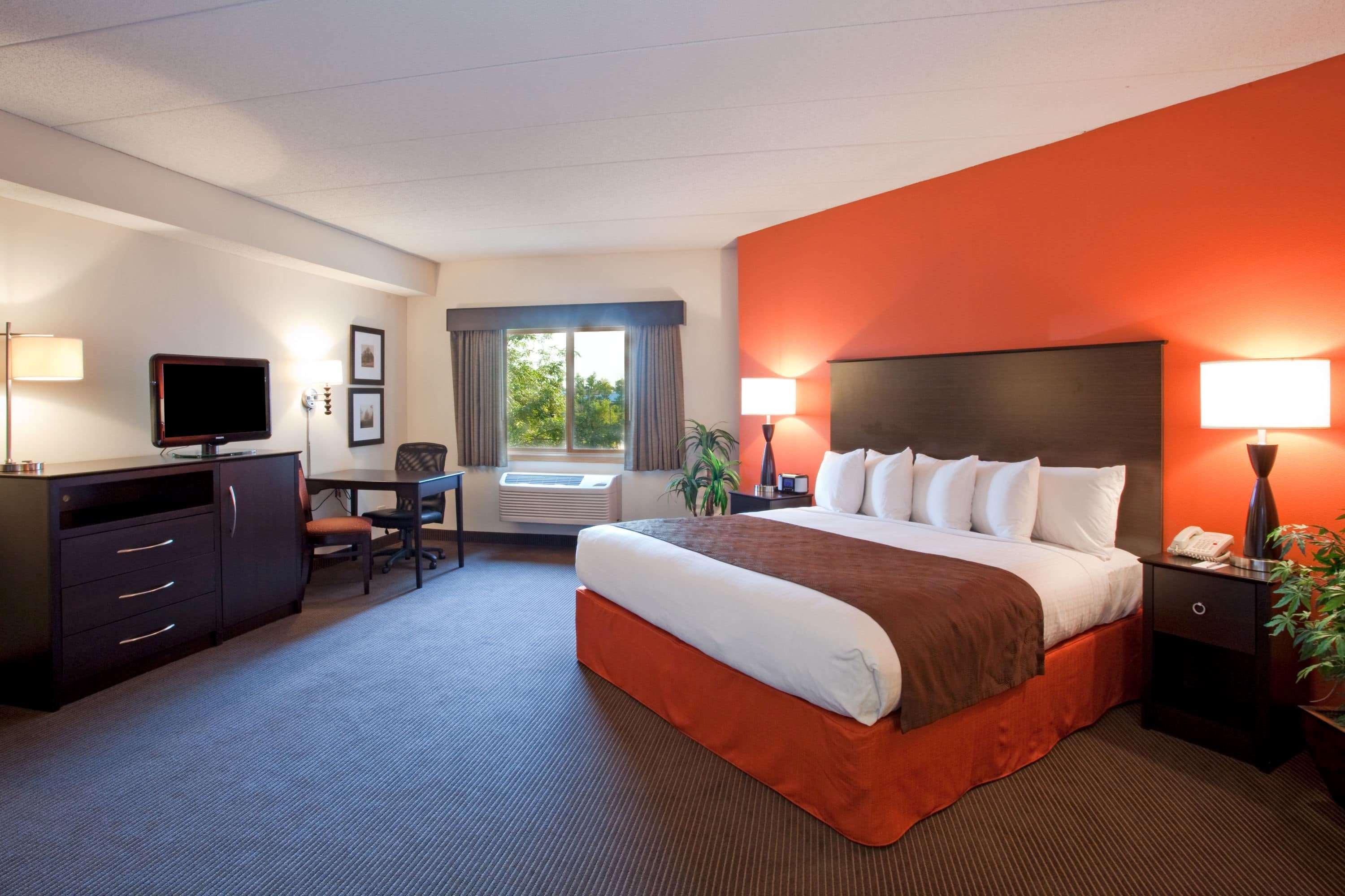 Americinn By Wyndham Chanhassen Bagian luar foto