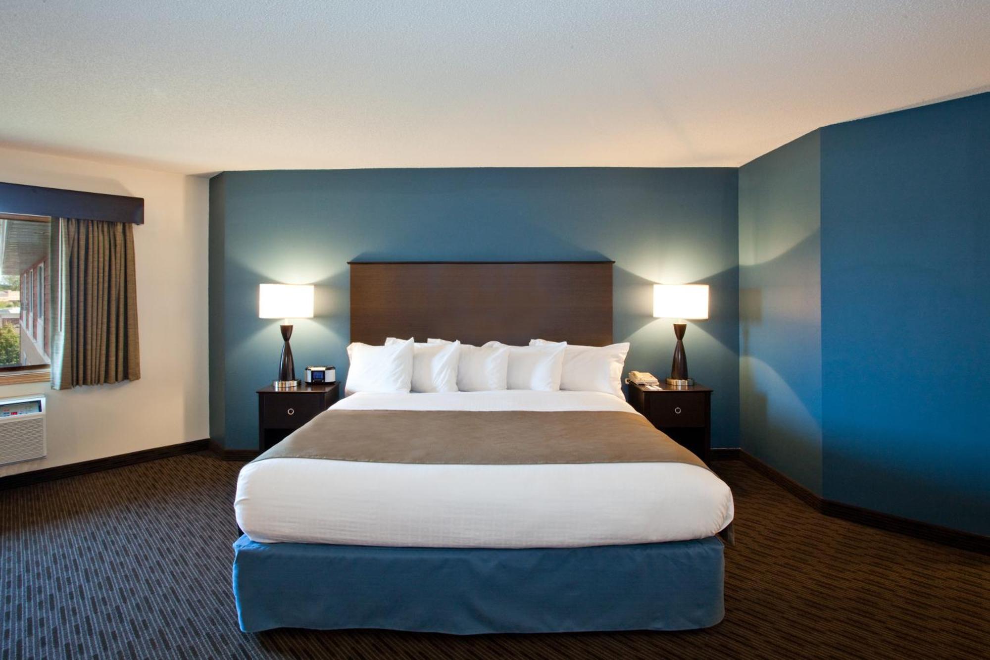 Americinn By Wyndham Chanhassen Bagian luar foto