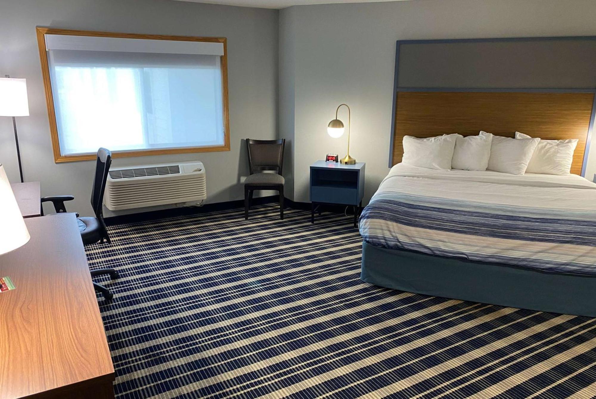 Americinn By Wyndham Chanhassen Bagian luar foto