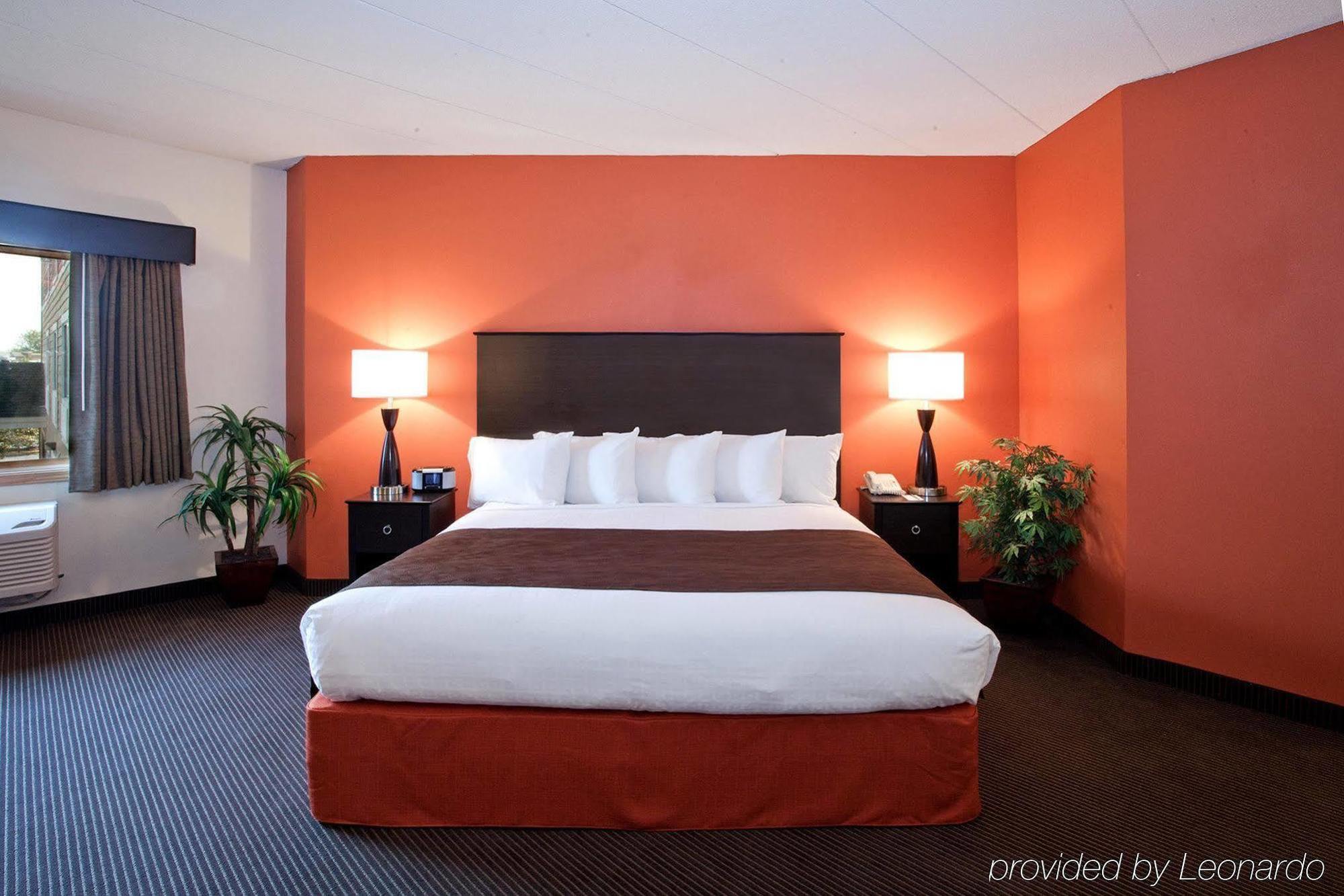 Americinn By Wyndham Chanhassen Bagian luar foto